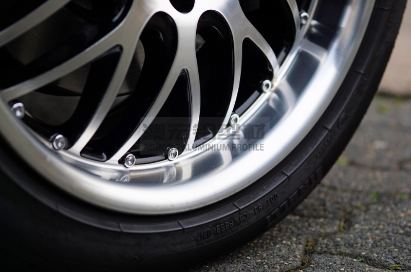 新能源汽車(chē)鋁合金輪胎