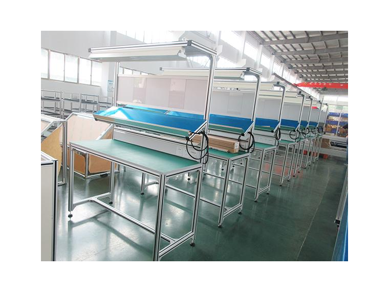 大學(xué)實驗工作臺為何青睞鋁型材？